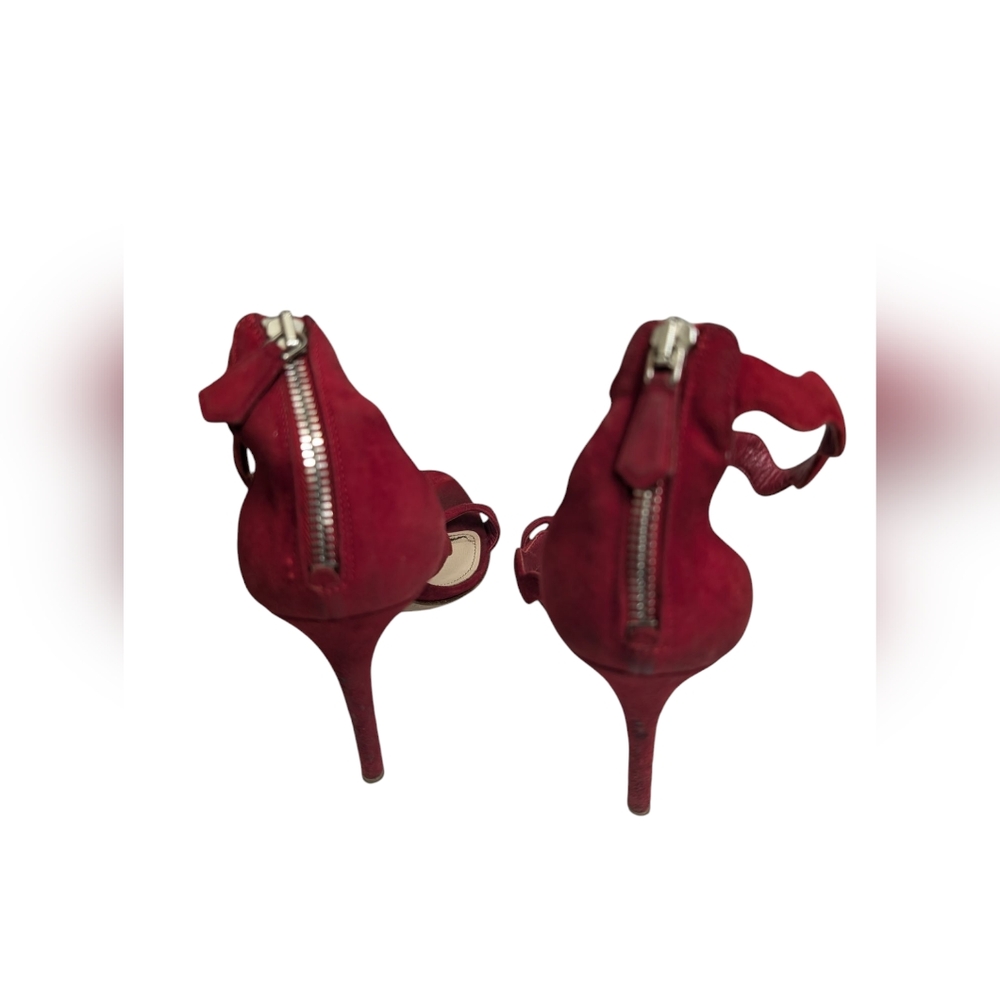 Prada Red Scalloped Suede Heels 38.5 - Picture 2 of 16